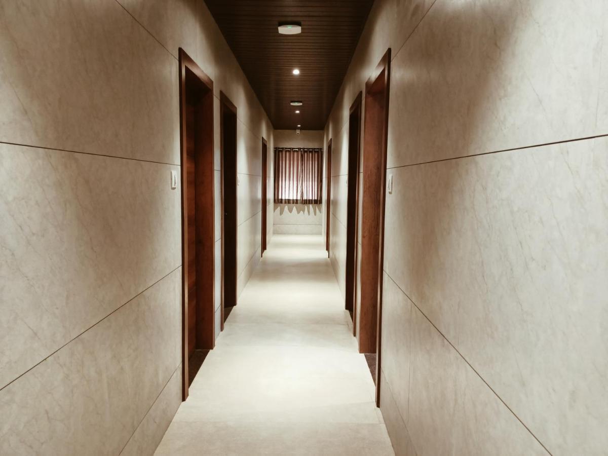 Hotel Prasad Nx Bombaim Exterior foto